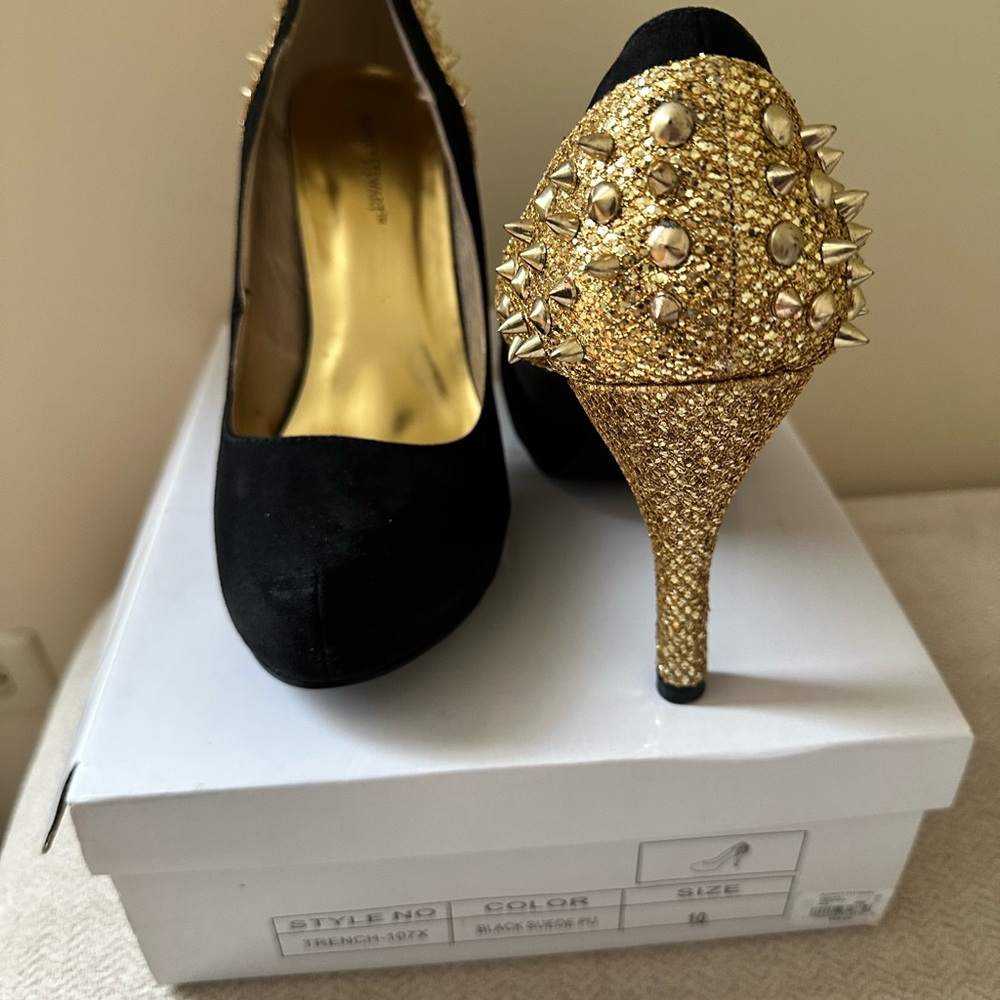 Elegant Black and Gold Studded Heels